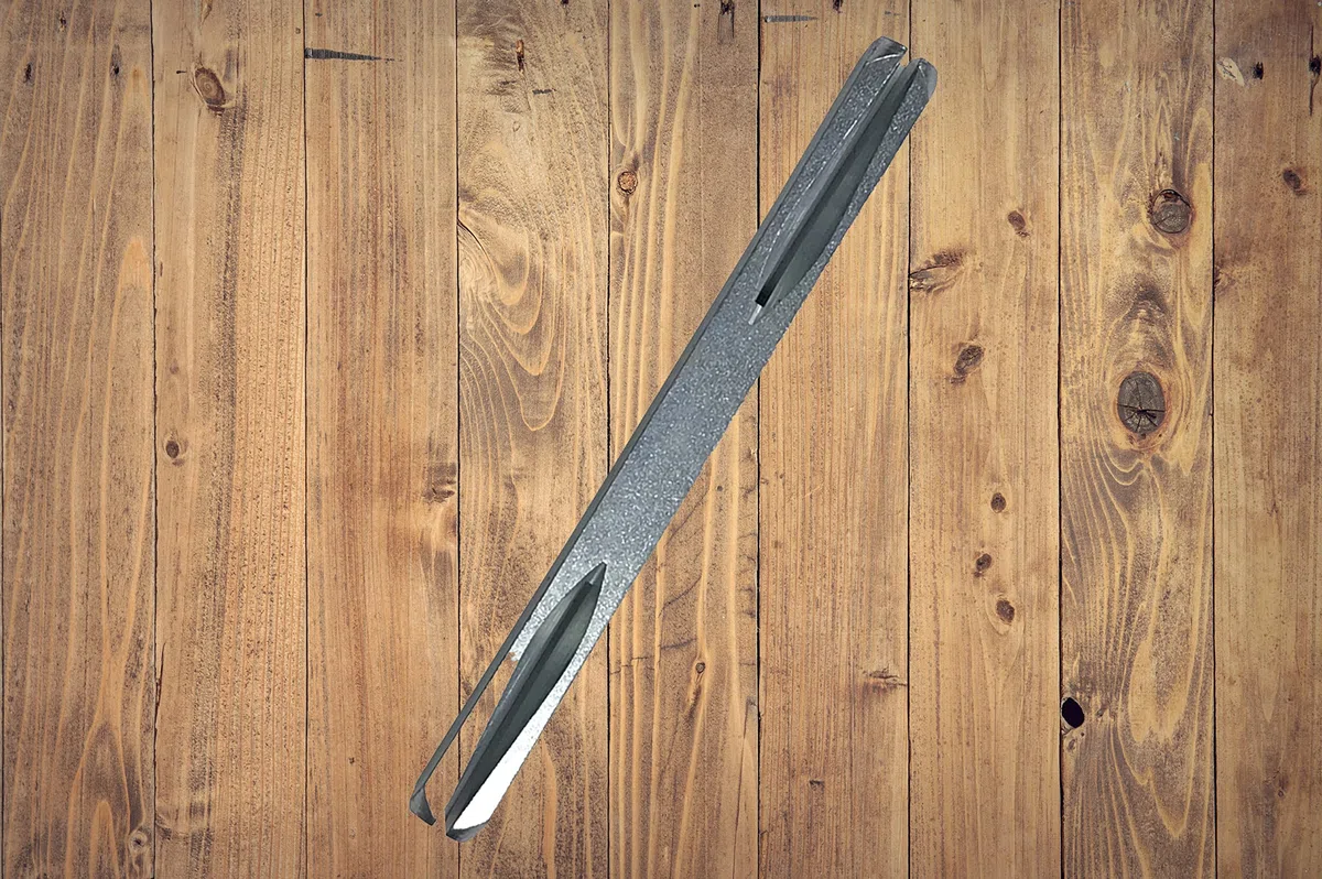 Universal Hardware Levier fendu en acier de 7 mm pour poignées de porte, boutons et fenêtres (150 mm)