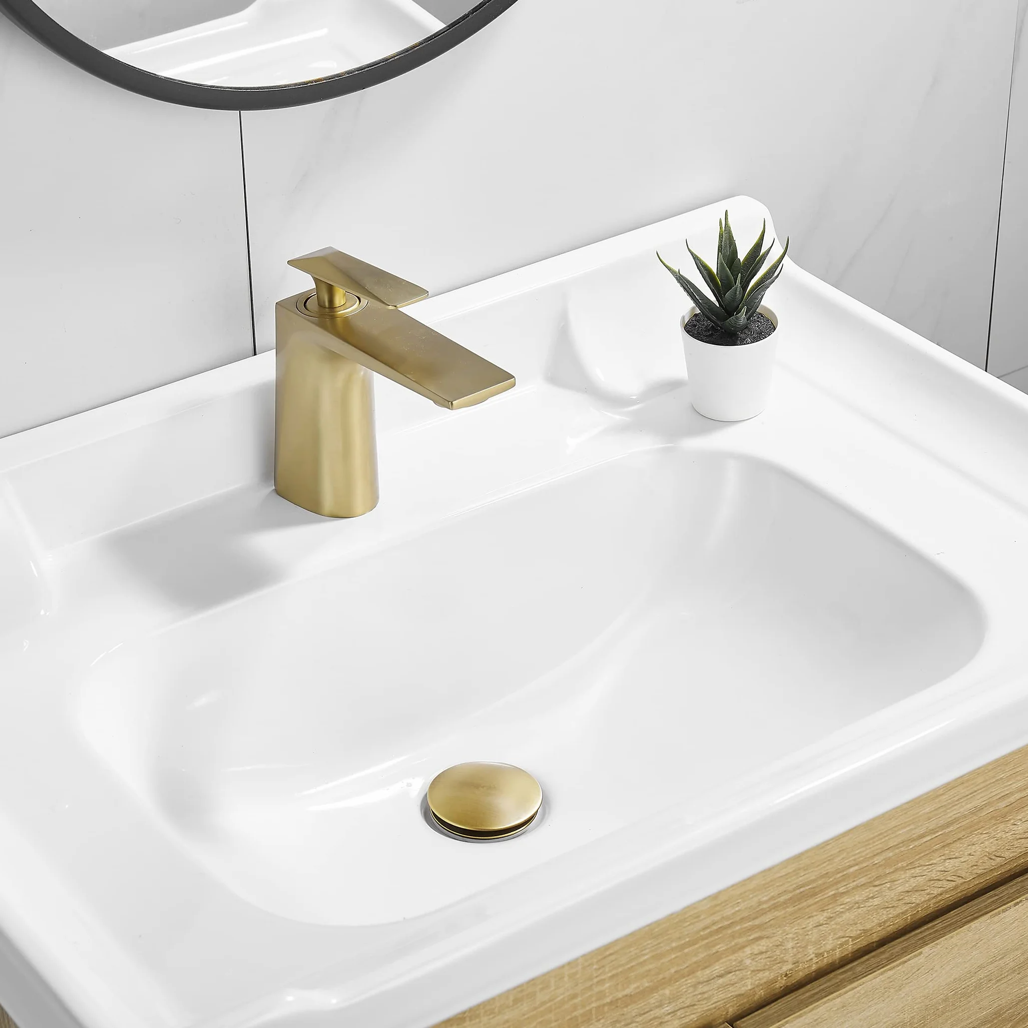 Antique Bonde de Lavabo Pop Up avec Trop Plein, Bouchon de Vidange avec Panier à Crépine,Bonde de vidage pour lavabo de Salle de Bain Laiton