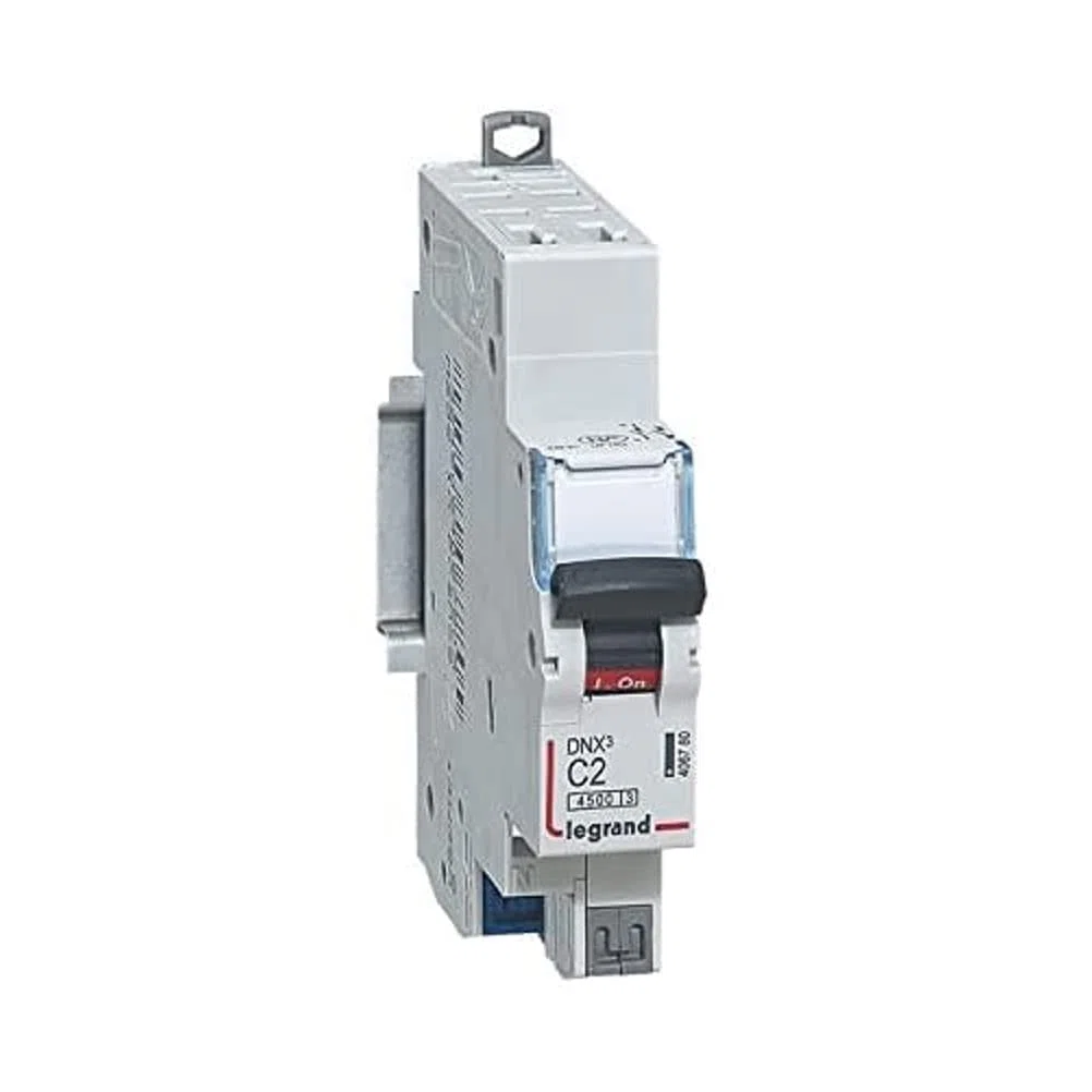 LEGRAND - Disjoncteur Phase + Neutre 230V DNX³ - Pouvoir de Coupure 3000A - 2A Courbe C - Bornes automatiques - 1 Module - Fabriqué En France