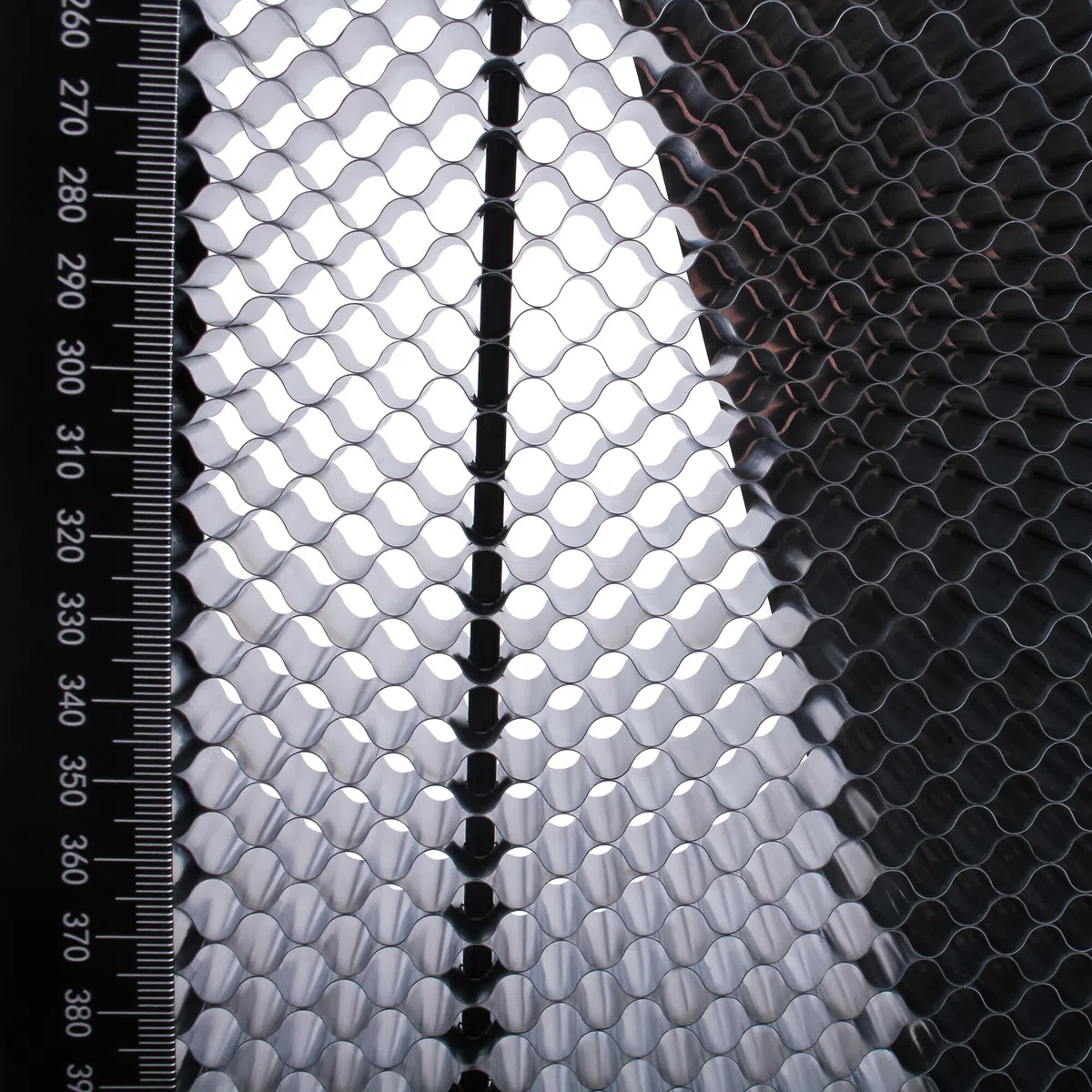 Table de travail en forme de nid d'abeille, laser Honeycomb - Plan de travail en nid d'abeille - 500 x 500 x 22 mm - Compatible avec différentes machines à graver