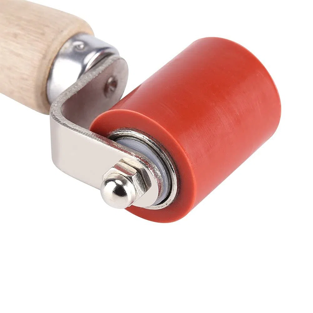 Rouleau de Pression à Main Presseur en Silicone Outil de Soudage Résistant Haute Température 40 mm （Couleur: Rouge）