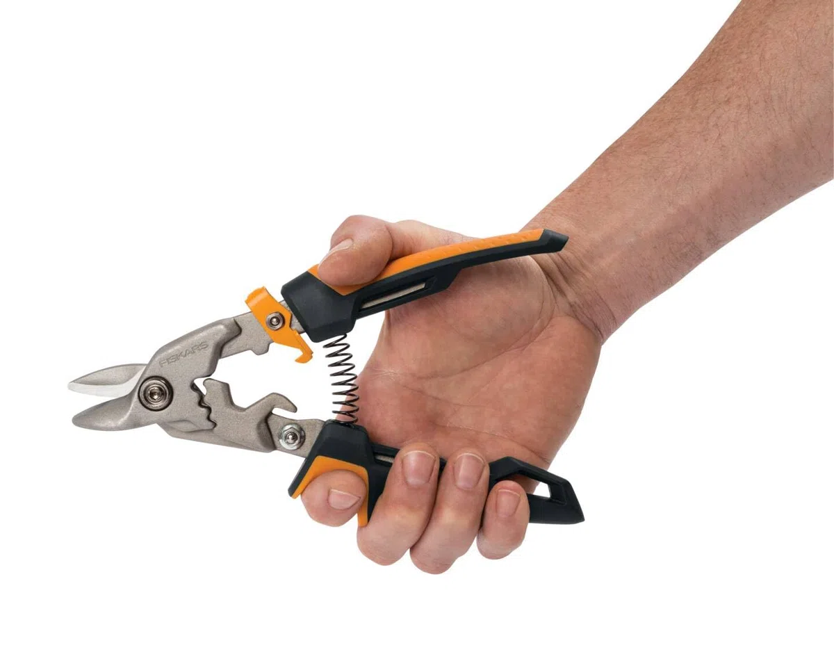 Fiskars Cisaille Aviateur, Coupe Droite, Jusqu'à 40% de puissance en plus, Longueur 25 cm, Acier/Plastique, Noir/Orange, PowerGear, 1027207