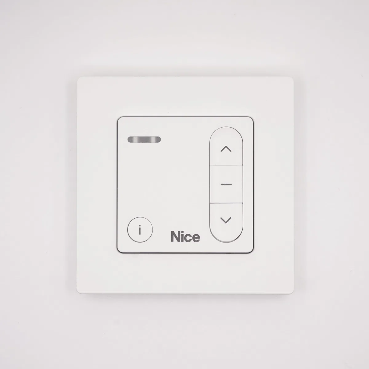Nice - Télécommande murale Domì w1 - Emetteur mural bidirectionnel pour volets roulants - Fréquence 433.92 mhz - 3 boutons - Remplace l'ancienne gamme ERA W1 + 1 Porte-clés DOMOBIP