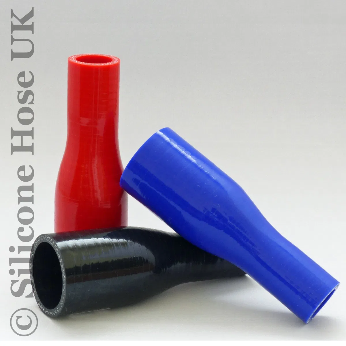 Raccord réducteur droit en silicone renforcé pour air ou eau - ID 19 mm à 13 mm - Bleu