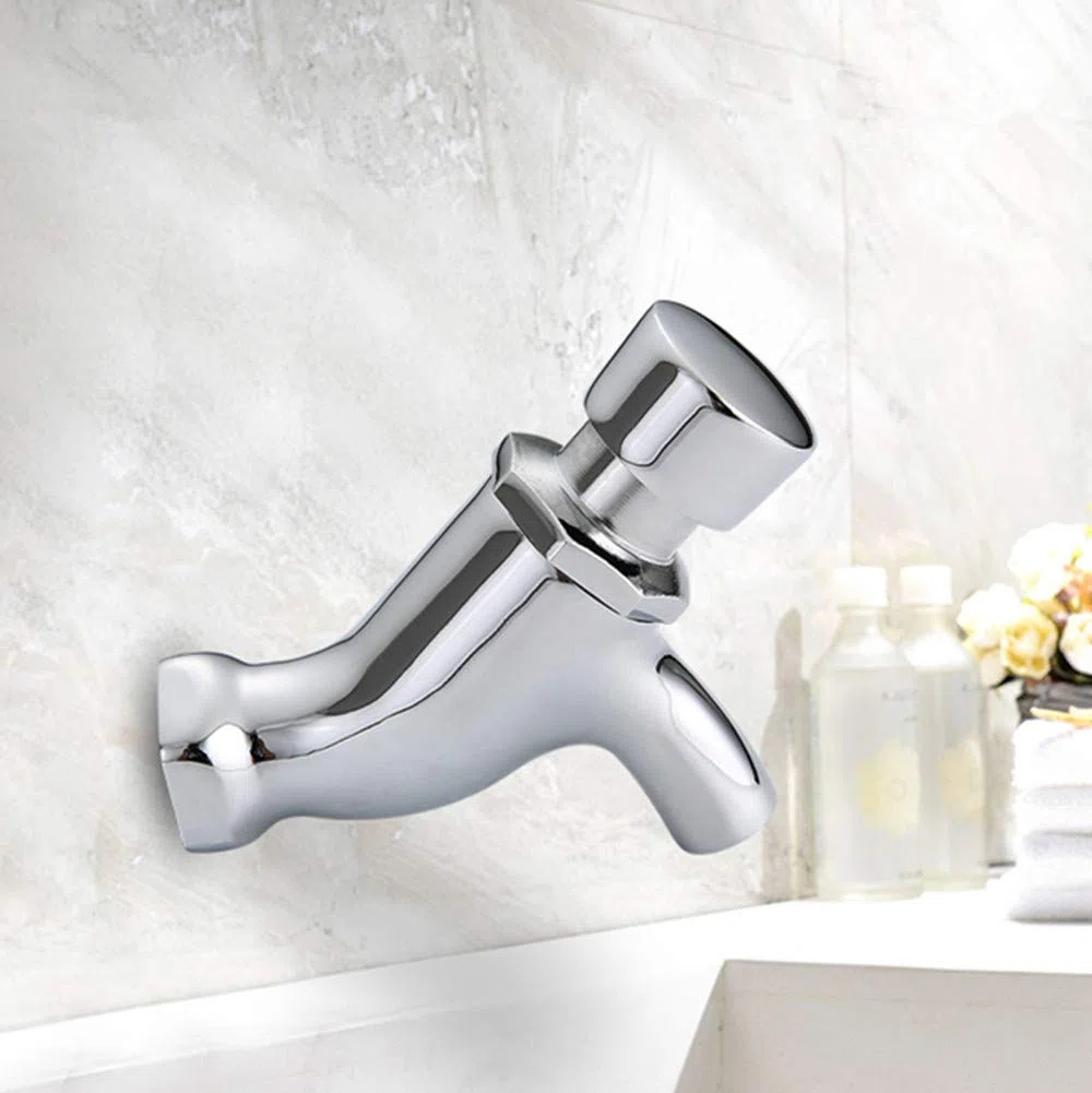 Robinet mural à un trou à fermeture automatique - Économiseur d'eau froide en cuivre - Pour toilettes publiques - Robinet de retard - Pour salle de bain, jardin, terrasse, évier - Chrome poli