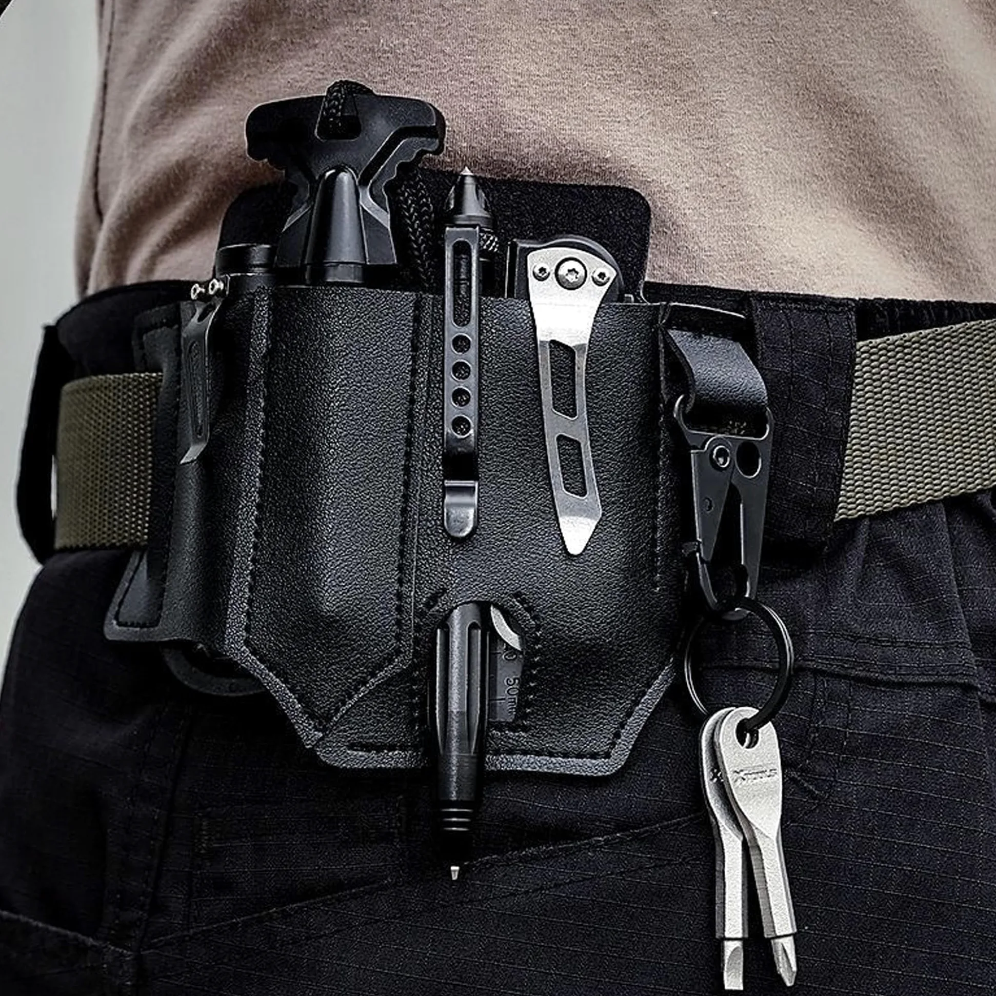 Organisateur de Gaine en Cuir EDC, Gaine Multifonction Taille Boucle de Ceinture avec Porte-clés, Organisateur de Poche avec Porte-Stylo, Gaine de Lampe de Poche, Outils de Camping en Plein air