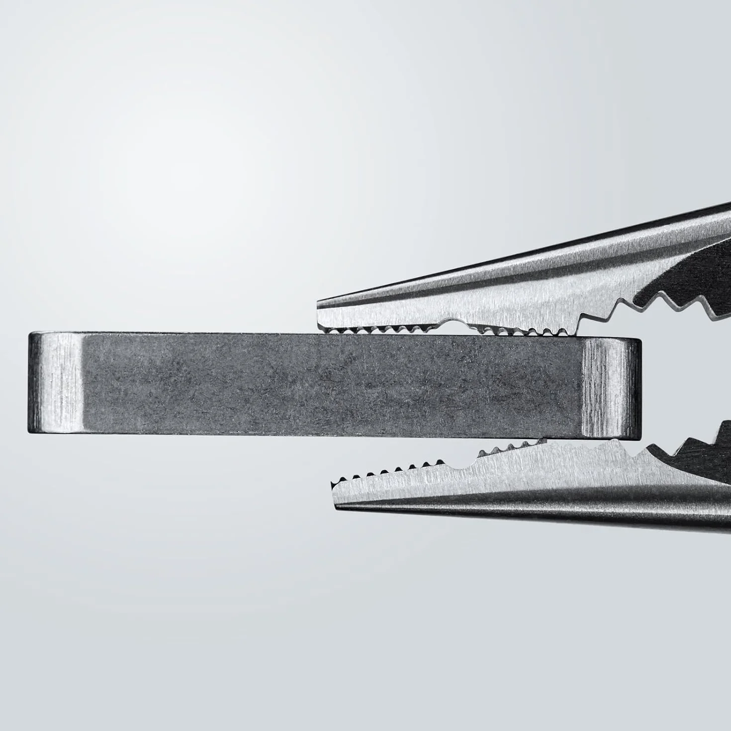 Knipex Pince universelle multifonctions gainées en plastique 145 mm, 08 21 145