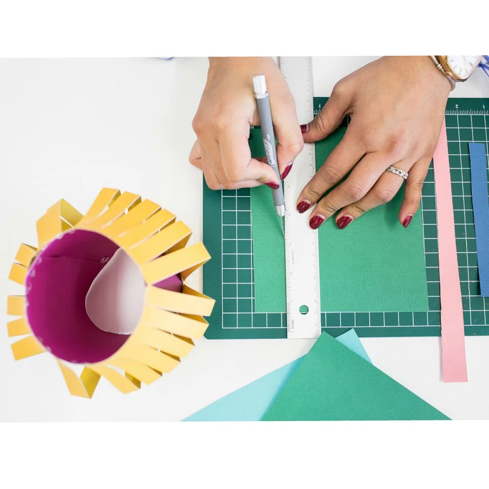 Excel Grip-On Knife With 5 #11 Blades by Excel Hobby Blade Corporation TOY (English Manual)