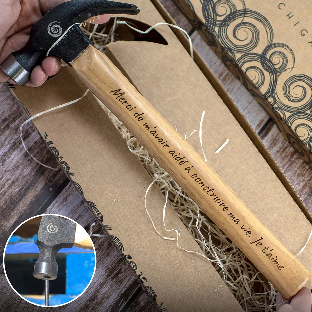Marteau gravé PERSONNALISÉ,cadeau original pour homme,fête des pères,Noël, grand-père, petit copain,anniversaires, idée de cadeau pour la Saint-Valentin ou toute personne qui aime le bricolage.