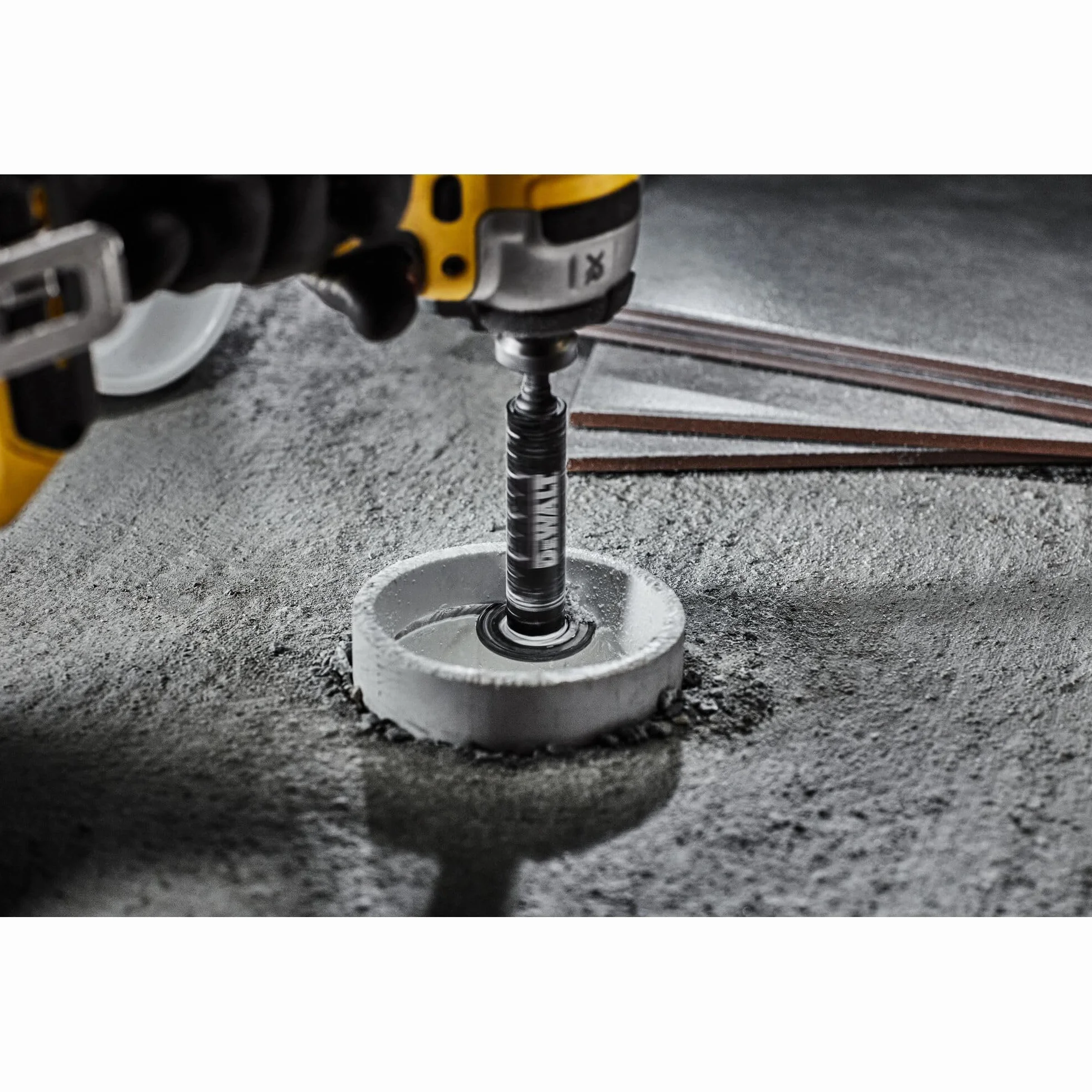 DEWALT - Coupe-tube PVC à grain diamanté, DT20563-QZ