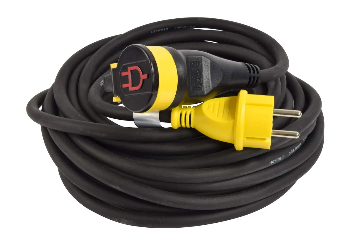STANLEY FATMAX Prolongateur chantier 16A+T avec Clapet, IP44. Câble HO7RN-F 3G1, 5mm², longueur 5 Mètres