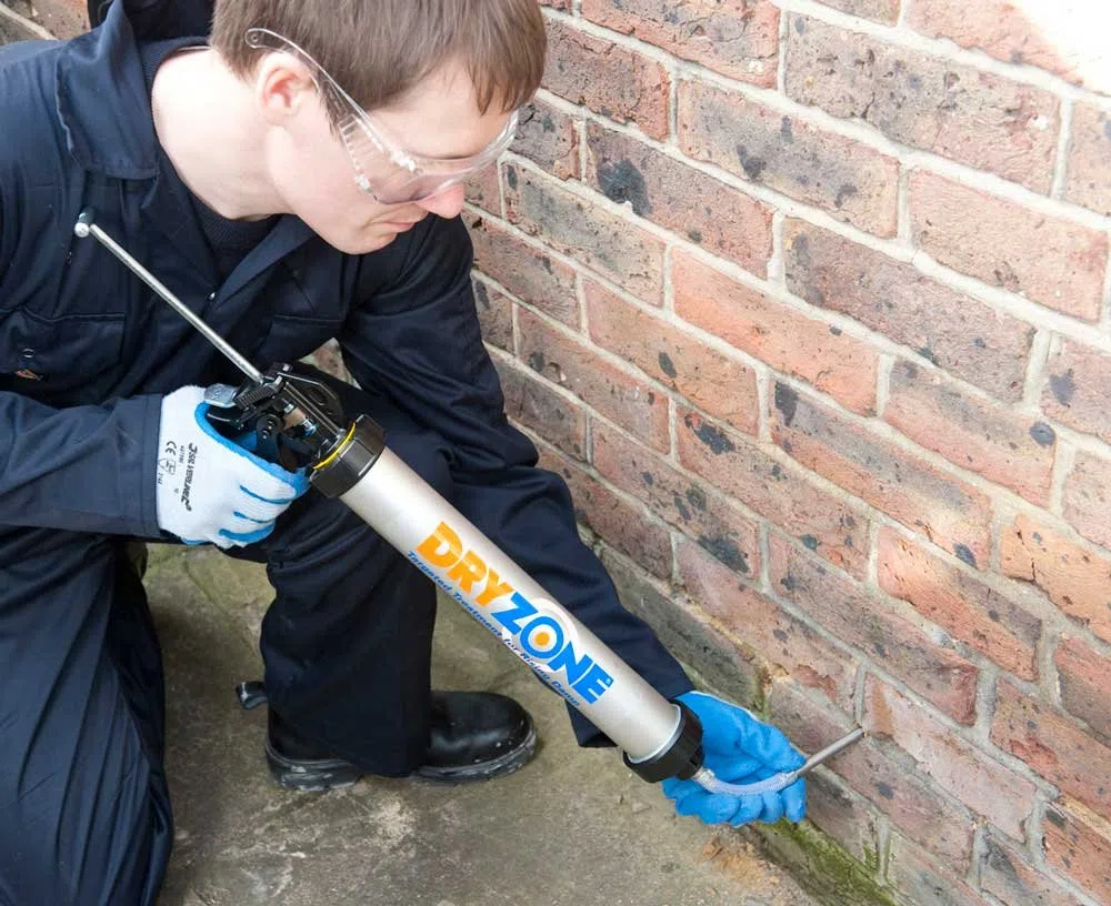 Dryzone Pistolet à Injection – Application Facile de la Crème Anti Remontées Capillaires – Pose Barrière Étanchéité des Murs