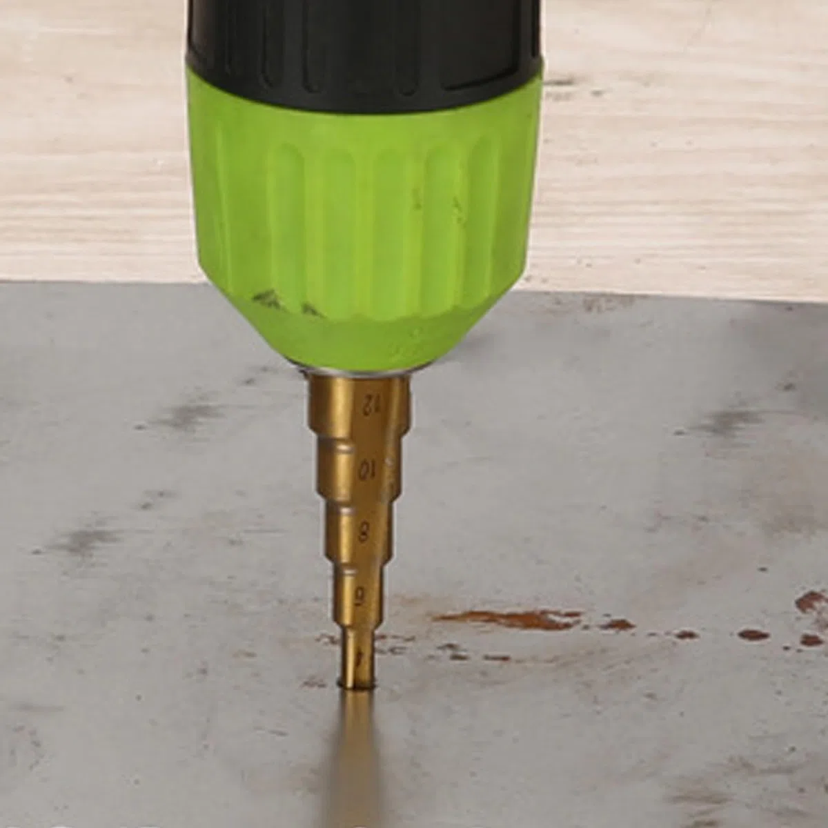 Perceuse grignoteuse à tôle 7 pièces, 130 x 60 mm, double tête, coupe-métal, coupe-tôle pour couper avec précision les plaques métalliques et une utilisation polyvalente en atelier