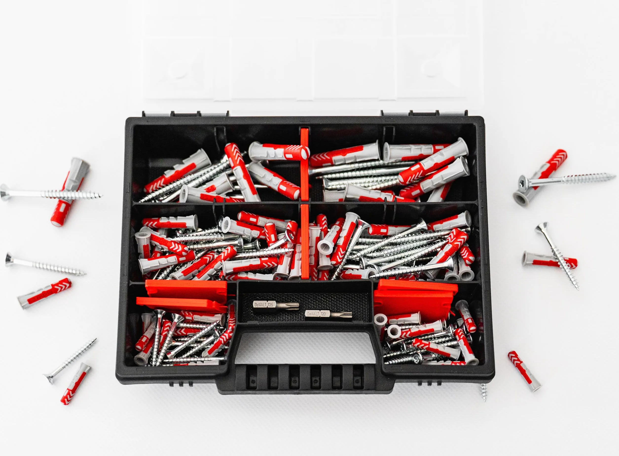 Fischer DuoPower Set de chevilles + vis avec embouts, assortiment de 162 pièces Chevilles de différentes tailles – 25 pièces 5 x 25 mm + 40 pièces 6 x 30 mm + 15 pièces 8 x 40 mm + vis chevilles
