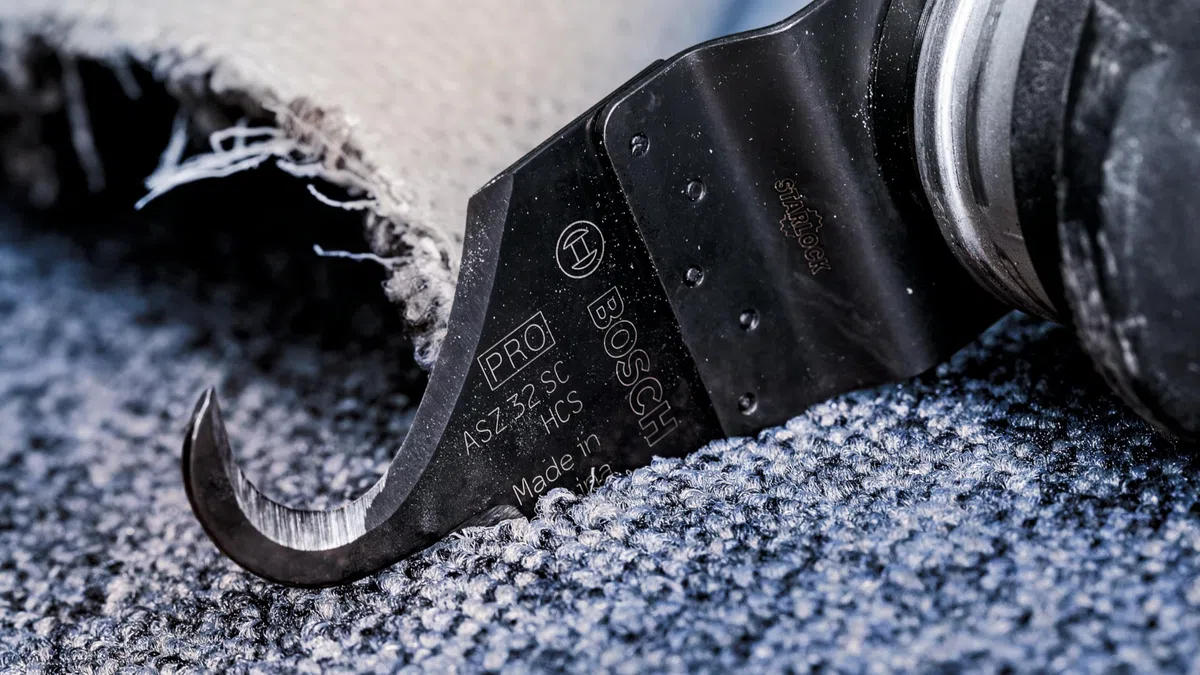 Bosch 1x Cutter à moquette PRO ASZ 32 SC (pour Feutre de toit, Tapis, Largeur 24 mm, Professional Accessoire Outil multifonction)