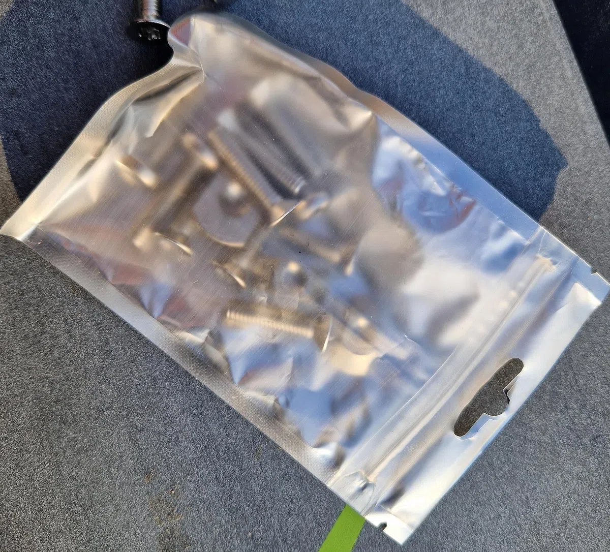 Écrous et vis Torx pour Wingfoil, Hydrofoil, Surfoil en Acier Inoxydable de qualité Marine