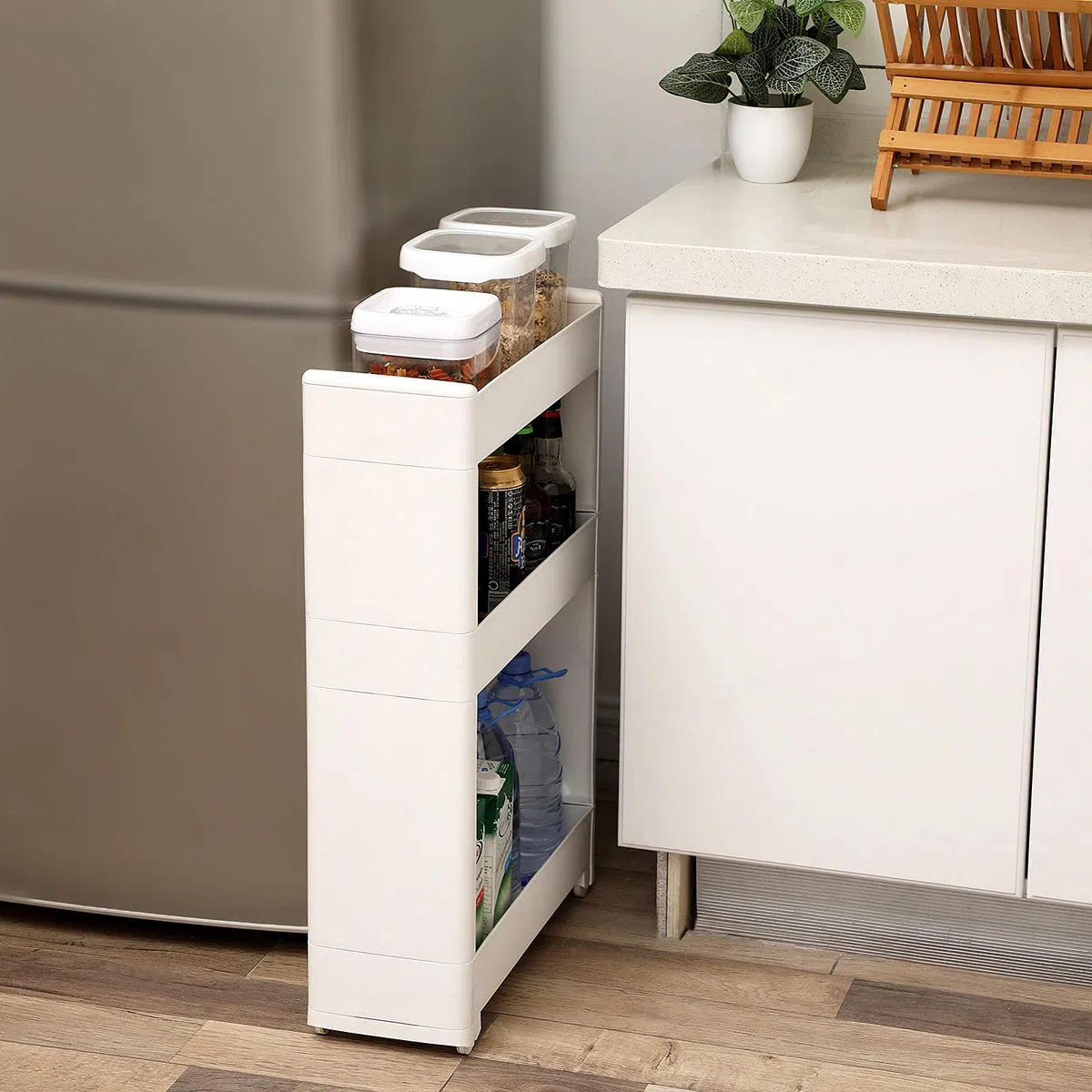 SONGMICS Étroit Chariot, Meuble de Rangement Mobile, Commode sur roulettes avec 3 Étagères, pour Cuisine, Salle de Bain, Garage, Largeur de 17 cm KFR09WT, Blanc